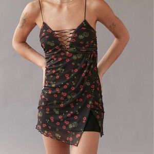NWT UO Bright Side Lace-up Mini Dress Mesh Overlay Slim Fit Notched Hem Floral